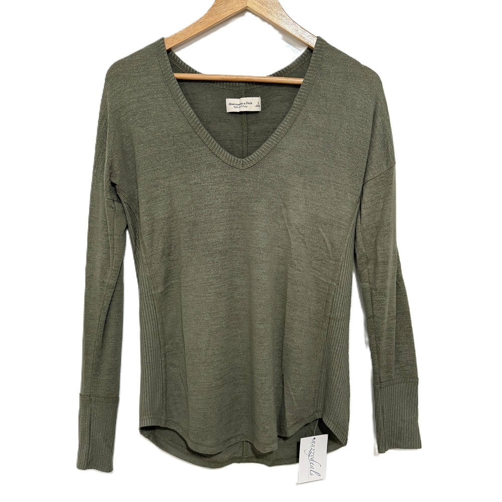 Womens Abercrombie & Fitch Soft AF Cozy Green Ribbed Knit V-Neck Sweater Size S